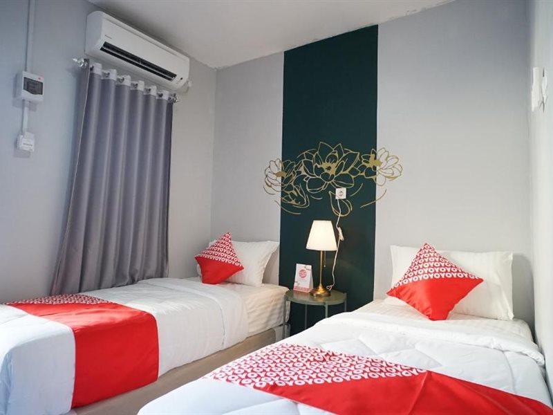 Reddoorz At Sani Guest House Balikpapan Exteriör bild