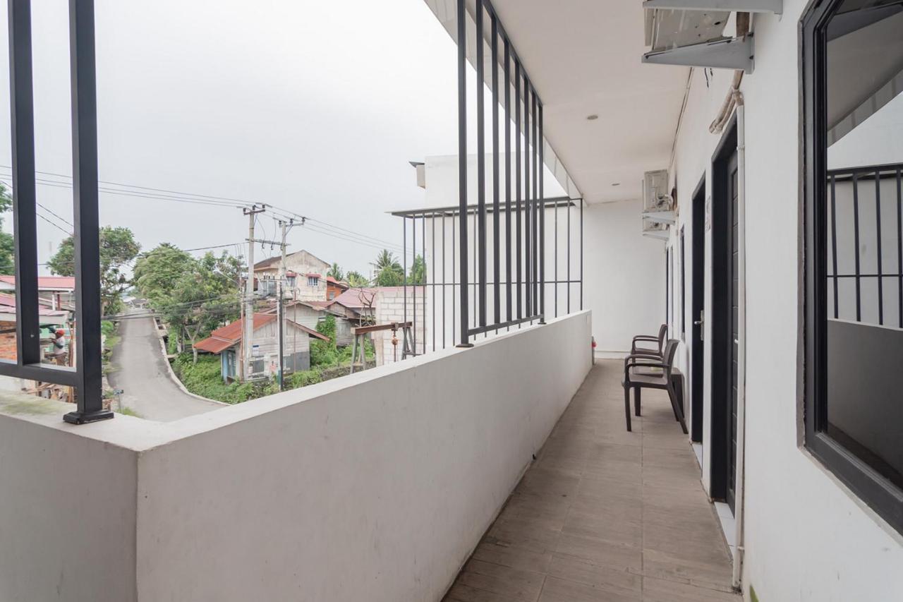 Reddoorz At Sani Guest House Balikpapan Exteriör bild